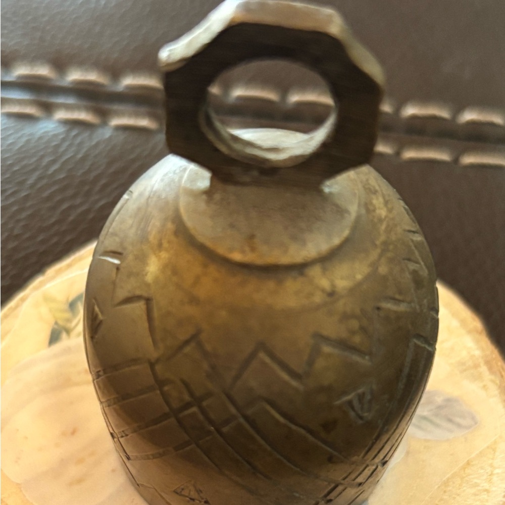 Vintage Antique Brass Decorative Bells made in India - Picture 6 of 11